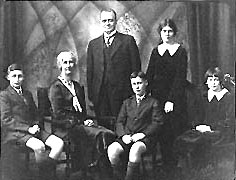 Thompson family, 1932