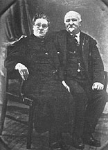 Hannah & Michael Doolan couple